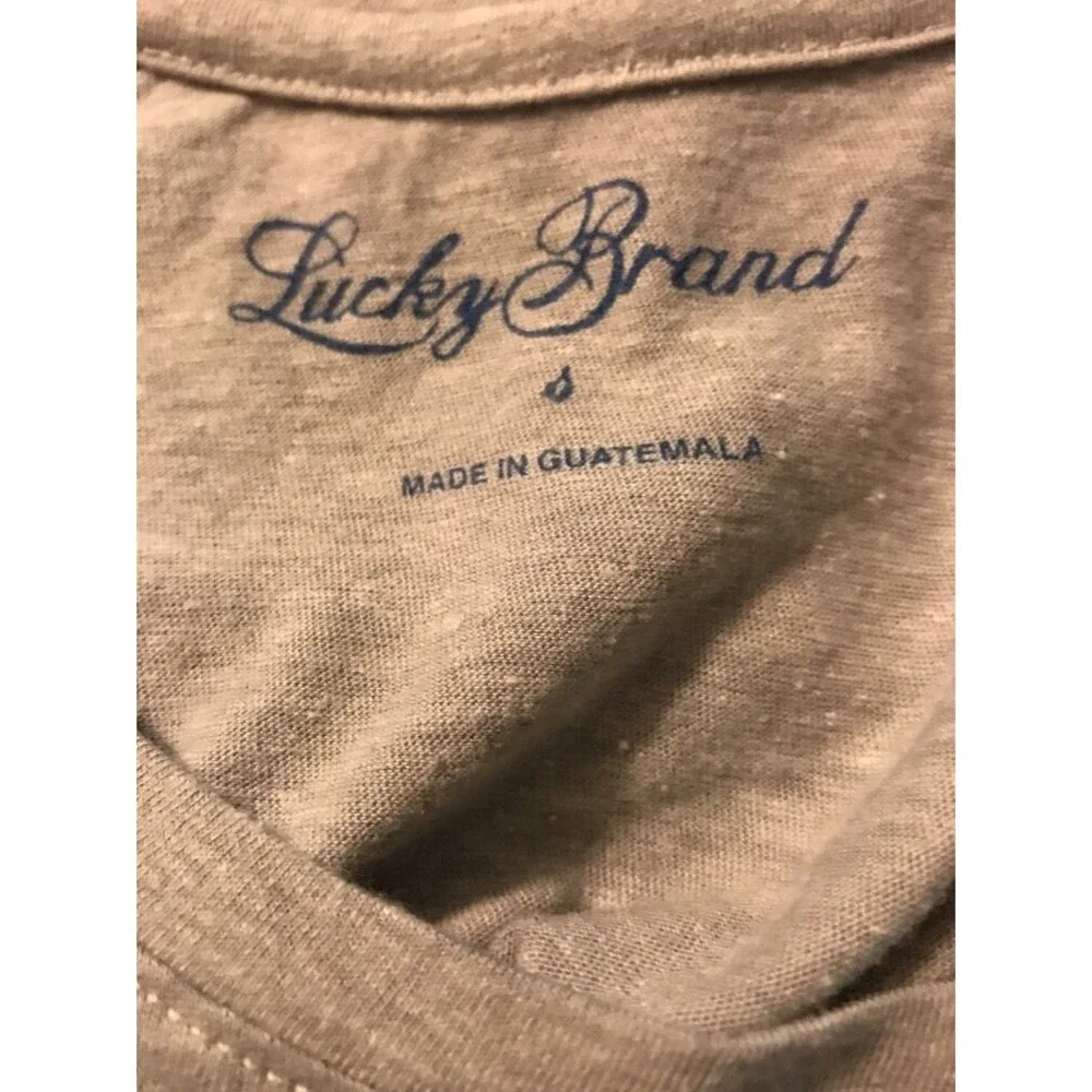 Lucky Brand T-Shirt Gray Blue Sleeves Trendy T-Shirt Size Small NWT - Picture 7 of 8